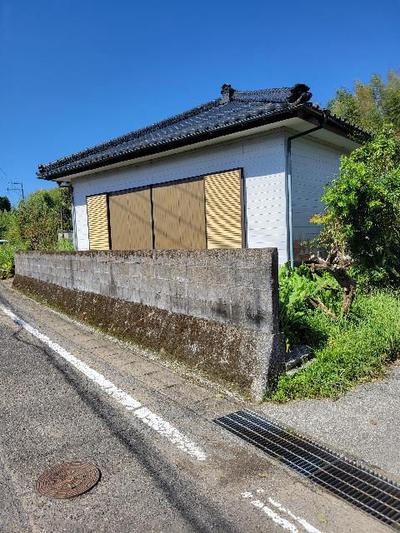 Traditional Wooden House in Kushima City - 3DK on Large Plot — Image 1, Kushima, Miyazaki