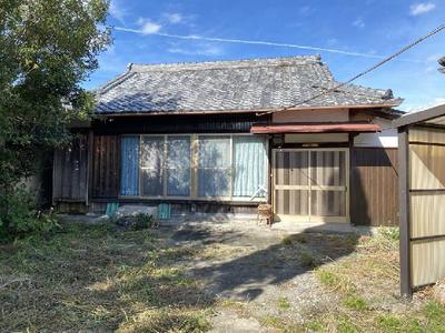 Spacious 5LDK House with Large Land Plot in Iwade City — Image 1, Iwade, Wakayama