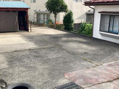 Spacious 6DK House in Aizuwakamatsu with Large Land Plot — Image 1, Aizuwakamatsu, Fukushima