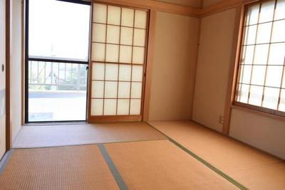 Spacious 3LDK House in Atami's Midorigaoka District — Image 2, Atami, Shizuoka