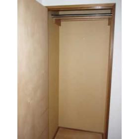 1DK Apartment for Rent in Quiet Sapporo Chuo-ku near Maruyama Park - Thumbnail 2
