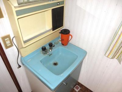 Historic Mountain House in Iwakuni - 6DK Traditional Home for Sale — Image 2, Iwakuni, Yamaguchi