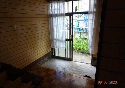 Traditional 6K House with Bay Views in Kesennuma, Miyagi — Front_door, Kesennuma, Miyagi