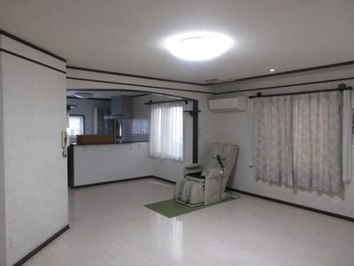 Spacious 6LDK House Near Iwadeyama Station, Osaki City — Image 3, Osaki, Miyagi