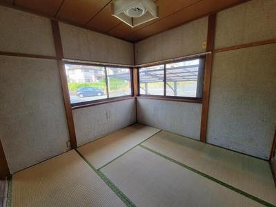 Spacious 6SLDK House in Kashiba with 576m² Land — Image 4, Kashiba, Nara