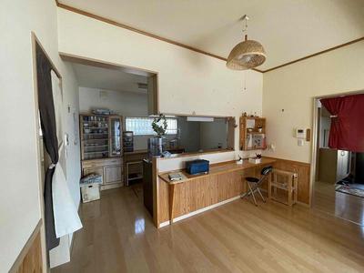 Spacious 3LDK House in Wakaba-cho, Miyakonojo - 257m² Land — Image 2, Miyakonojo, Miyazaki