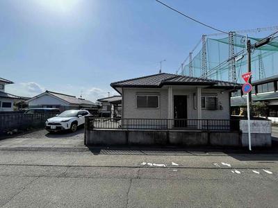 Spacious 3LDK House in Wakaba-cho, Miyakonojo - 257m² Land — Image 1, Miyakonojo, Miyazaki