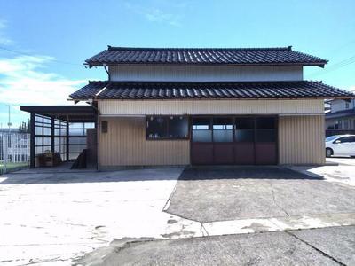 Spacious 10DK House in Nanto, Toyama - 891sqm Plot — Image 1, Nanto, Toyama