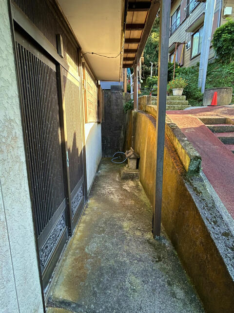 1961 Wooden House Near Katsuura Port, Chiba - Thumbnail 4
