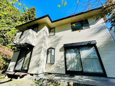 Spacious 3LDK House with Large Garden in Hinode, Tokyo — Image 1, Hinode, Tokyo