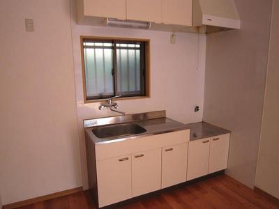 Single-Story 2LDK House for Sale in Nojiri, Miyazaki Prefecture — Image 2, Kobayashi, Miyazaki