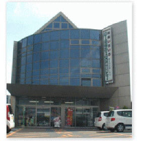 Spacious 4DK House in Suzuka with Separate Building - Thumbnail 3
