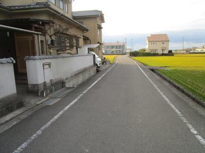 Spacious 3LDK House in Toon City, Near Fujigran Shigenobu — Image 3, Toon, Ehime