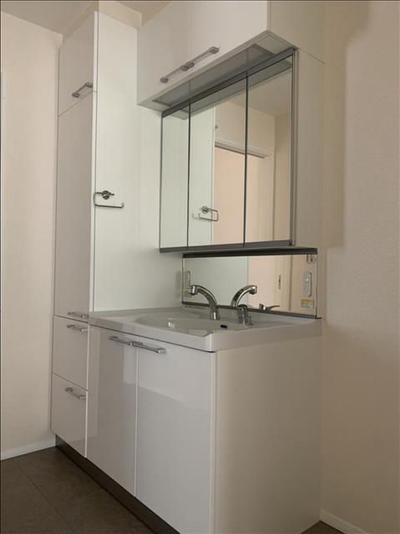 Modern 4LDK House in Kazuno City - Energy Efficient Home for Sale — Image 3, Kazuno, Akita
