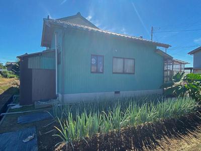 Single-Story Home with Large Garden in Nishikan, Niigata — Image 2, Nishikan, Niigata