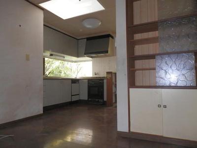 4LDK House for Sale in Wakamatsu, Kitakyushu - 226sqm Land — Image 1, Wakamatsu, Fukuoka