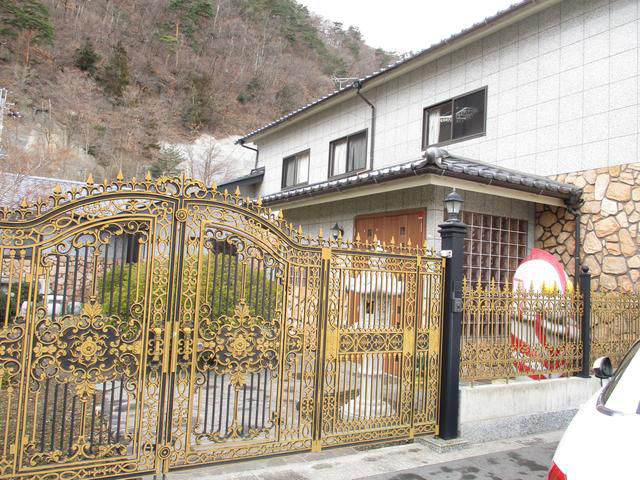 8LDK Hot Spring District Home in Chikuma City - Thumbnail 2