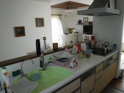 Spacious 3SLDK House with Solar Power in Kikugawa City — Image 2, Kikugawa, Shizuoka