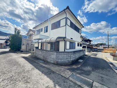 Corner Store-Front House Near Name Station, 9.18% Yield — Image 2, Kinokawa, Wakayama