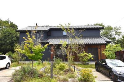 Spacious 4SLDK House with Large Garden in Toyota, Built 2018 — Image 2, Toyota, Aichi