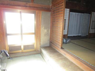 Spacious 1949 House in Tarui with 733㎡ Land — Image 5, Tarui, Gifu
