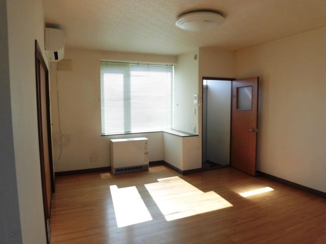 1LDK Apartment for Rent in Ikeda Town, Hokkaido - 38,000 Yen - Thumbnail 4