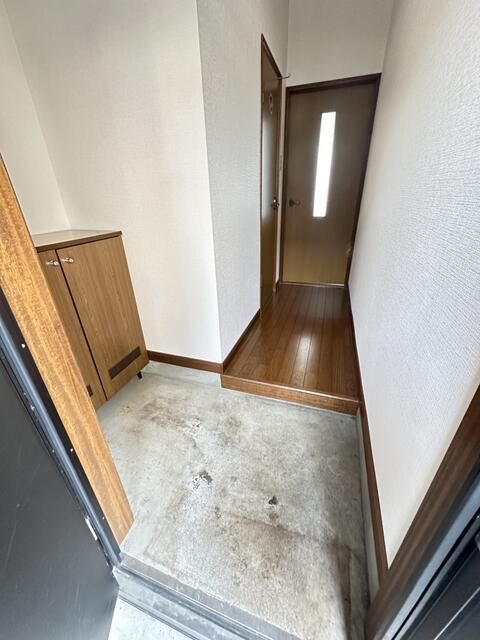 2LDK Apartment for Rent in Asahikawa, Hokkaido - 51.03 sqm - Thumbnail 2