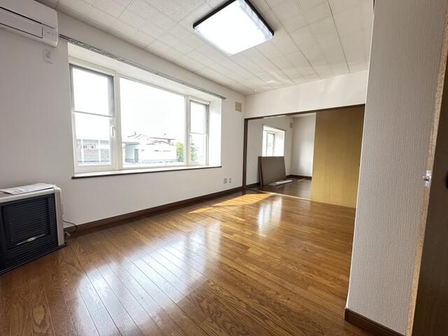 2LDK Apartment for Rent in Asahikawa, Hokkaido - 51.03 sqm - Thumbnail 4