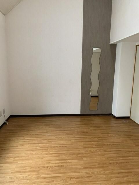 1DK Apartment for Rent in Sapporo Nishi Ward near Kotoni Station - Thumbnail 3