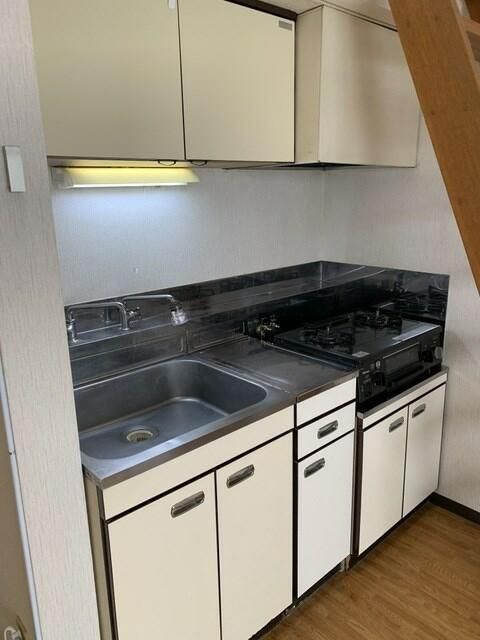 1DK Apartment for Rent in Sapporo Nishi Ward near Kotoni Station - Thumbnail 2