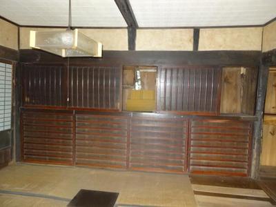 Historic 1915 House with 10 Rooms in Kumenan, Okayama — Image 4, Kumeninami, Okayama