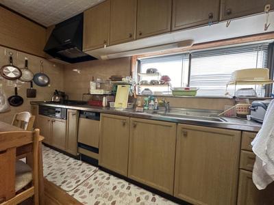 Spacious 5LDK House in Aoya-cho, Tottori - 207m² Living Space — Image 2, Tottori, Tottori