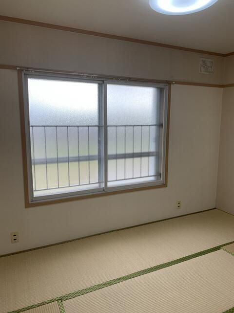 4DK Apartment for Rent in Takikawa, Hokkaido - 79.5㎡, Quiet Area - Thumbnail 4