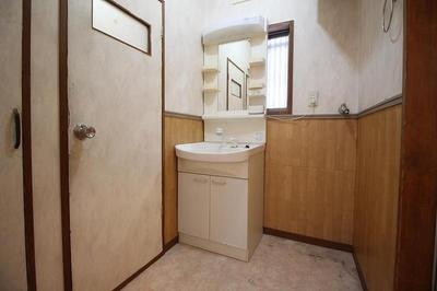 2LDK House in Kabe-higashi, Asa-kita-ku - For Sale — Image 4, Asakita, Hiroshima