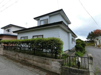 Spacious 5DK House for Sale in Oga City - Near Wakimoto Station — Image 1, Oga, Akita