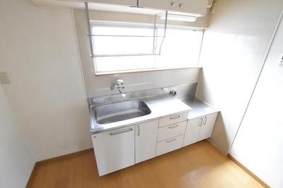 Renovated 4DK House Near Gakuendori Station, Miki, Kagawa — Image 3, Miki, Kagawa