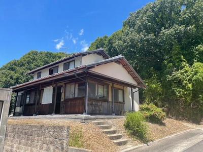 Spacious 5DK House in Bizen with Large Land Plot — Image 1, Bizen, Okayama