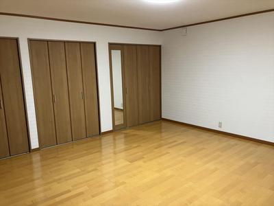 [Hatomark Site] 5LDK Used Detached House in Sanei, Nichinan-cho, Hino-gun, Tottori Prefecture — Image 4, Nichinan, Tottori