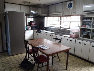 Spacious 7DK House in Watazu, Gotsu City - 211sqm Living Space — Image 3, Gotsu, Shimane