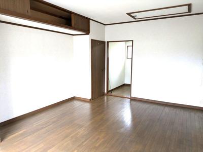 3SLDK house in Yamaguchi with parking for 3 cars — Image 3, Yamaguchi, Yamaguchi