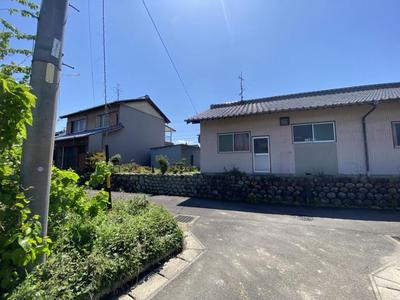 Spacious 4LDK House with Large Land in Kakamigahara — Image 1, Kakamigahara, Gifu