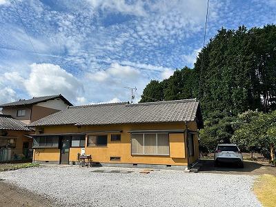 Spacious 4DK House in Fujinomiya with Mountain Views — Image 1, Fujinomiya, Shizuoka