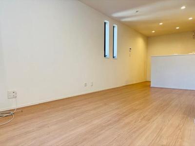 Modern 3LDK House in Nakajima, Kawasaki - Built 2018 — Image 3, Kawasaki, Kanagawa