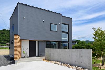 Modern 2LDK House with Three-Window Design in Nanyo City — Image 2, Nanyo, Yamagata