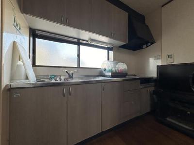 6LDK Solar-Powered Home in Wakabadai, Tottori City — Image 4, Tottori, Tottori