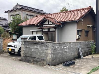 Spacious 4DK House in Tanaka-shinmachi, Namerikawa — Image 1, Namekawa, Toyama