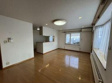 Spacious 4LDK House for Sale in Nanporo, Hokkaido — Image 2, Minamiporo, Hokkaido