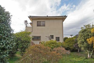 Spacious 4LDK House with Large Land in Yamanashi City — Image 4, Yamanashi, Yamanashi