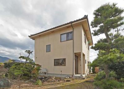 Spacious 4LDK House with Large Land in Yamanashi City — Image 2, Yamanashi, Yamanashi