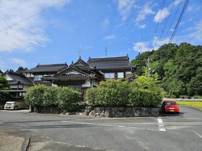 Spacious 10DK House in Kawahara-cho, Tottori - 260sqm Living Space — Image 2, Tottori, Tottori